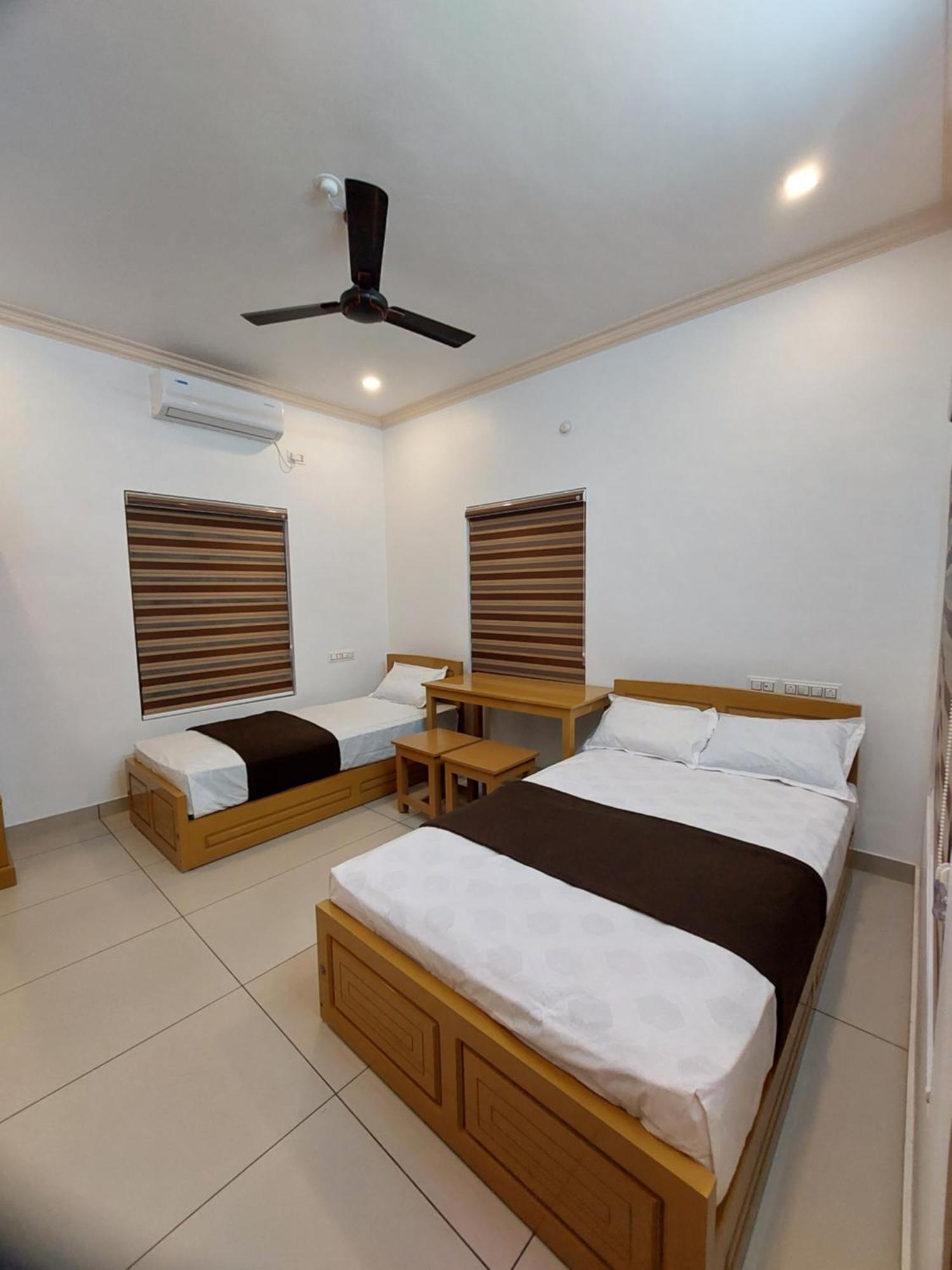 Water Gate Tourist Home And Resorts Mundrothuruth Εξωτερικό φωτογραφία