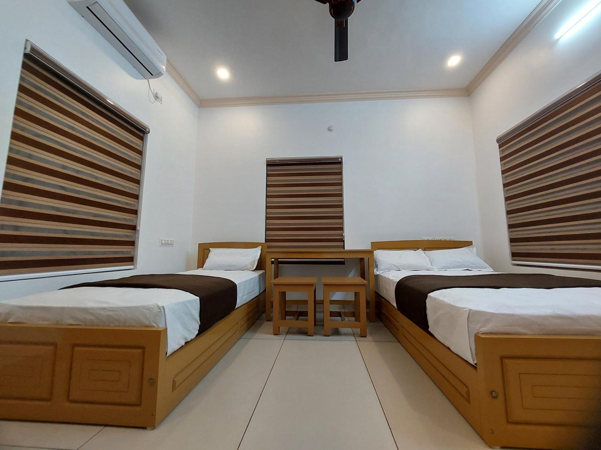 Water Gate Tourist Home And Resorts Mundrothuruth Εξωτερικό φωτογραφία