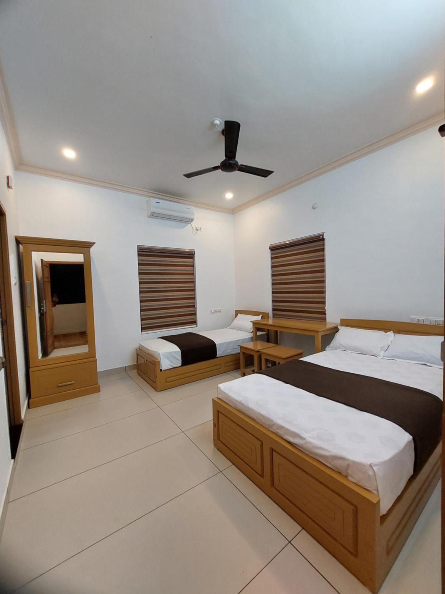 Water Gate Tourist Home And Resorts Mundrothuruth Εξωτερικό φωτογραφία